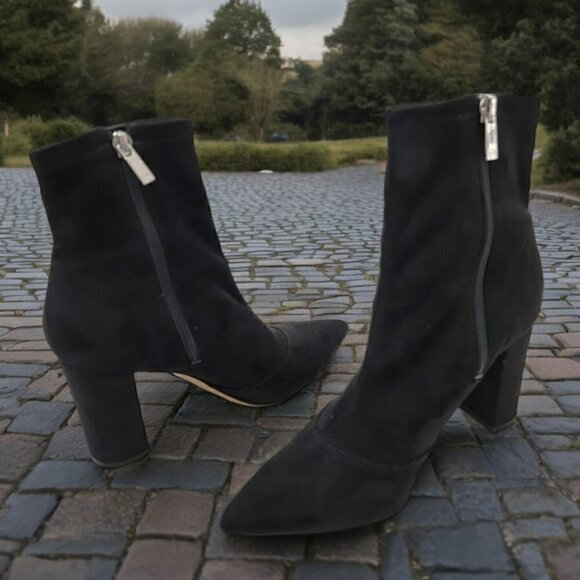 Marc Fisher LTD Larry Pointed Toe Ankle Boots - Size - Picture 1 of 10